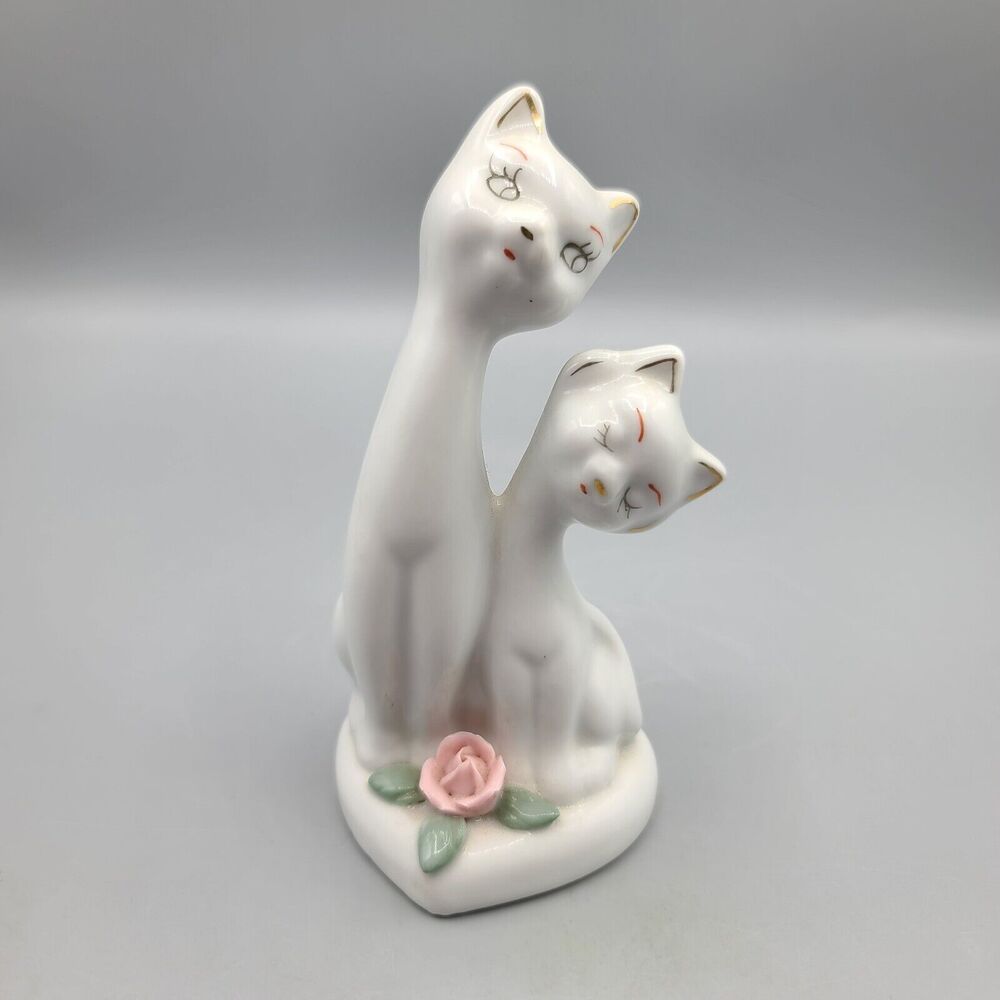Ceramic Long Necked Pair Of White Cats Kittens With Rose Flowers